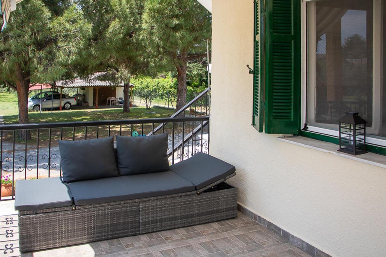 Olivemare Holidays Nea Iraklia Buitenkant foto