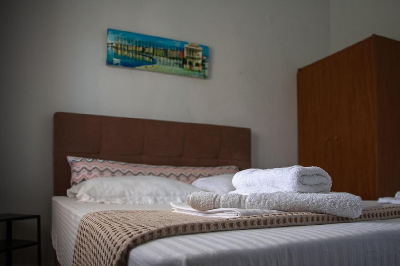 Olivemare Holidays Nea Iraklia Buitenkant foto